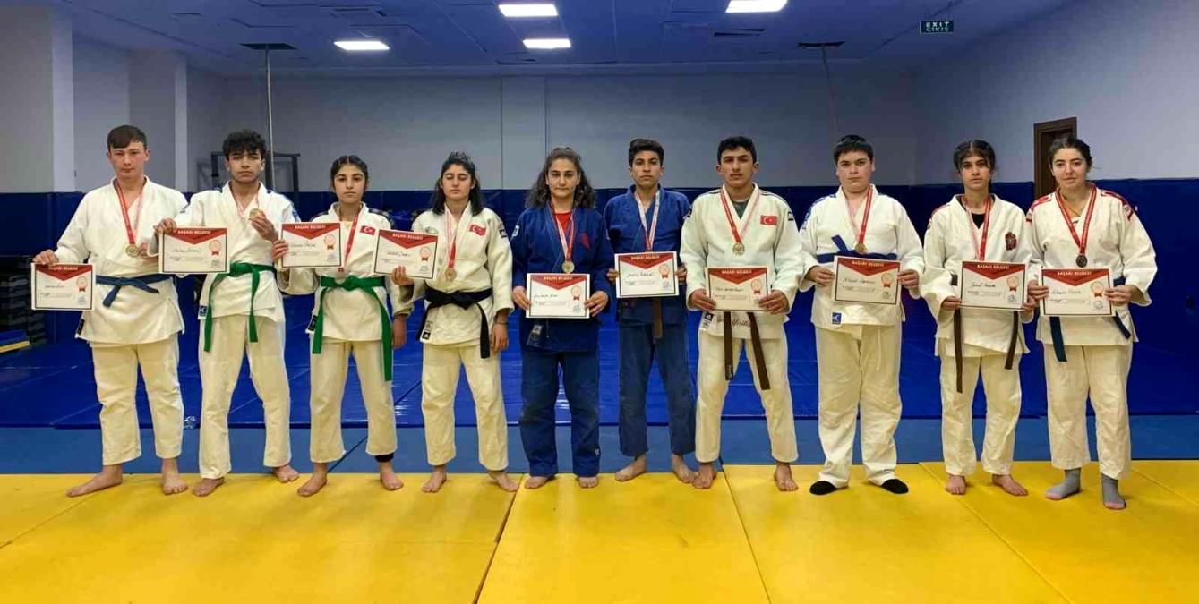 Okul Sporları Gençler Grup Müsabakaları Başlıyor