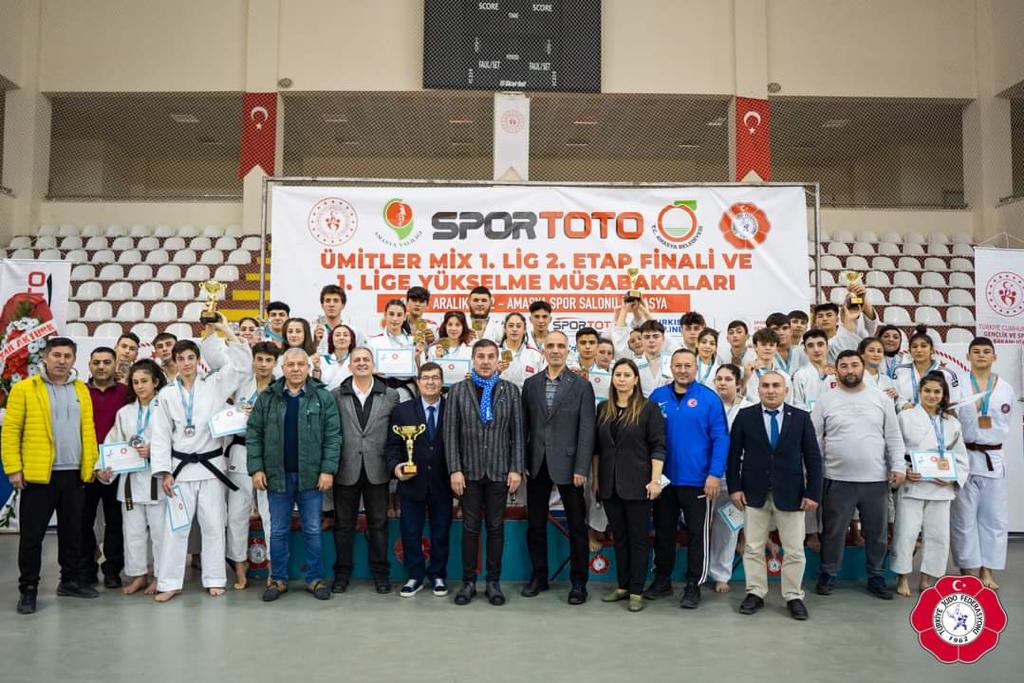BÜYÜKŞEHİR JUDO TAKIMI 1. LİG’E ADINI YAZDIRDI