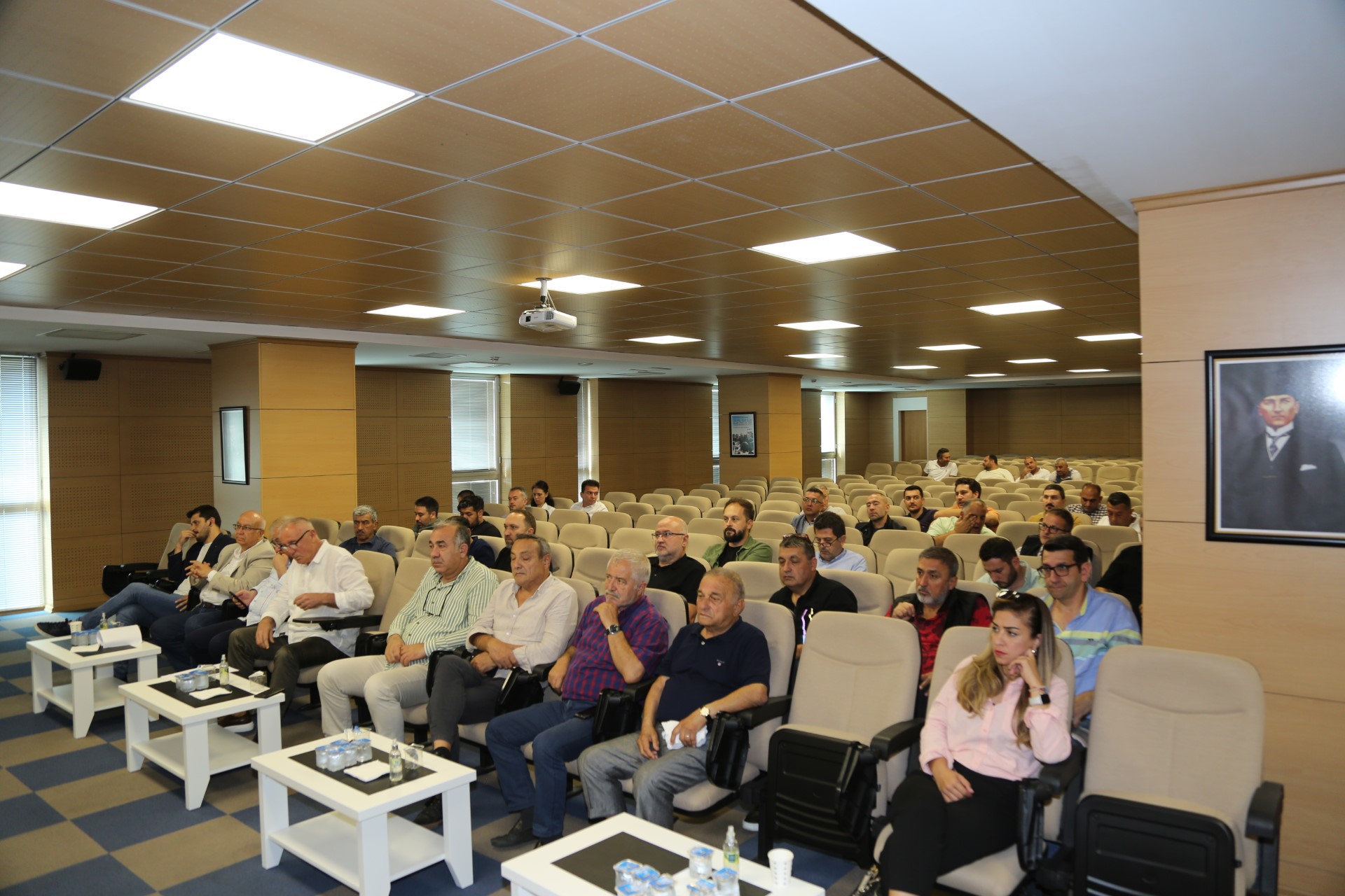 OTSO MESLEK KOMİTELERİ İLE BİR ARAYA GELDİ