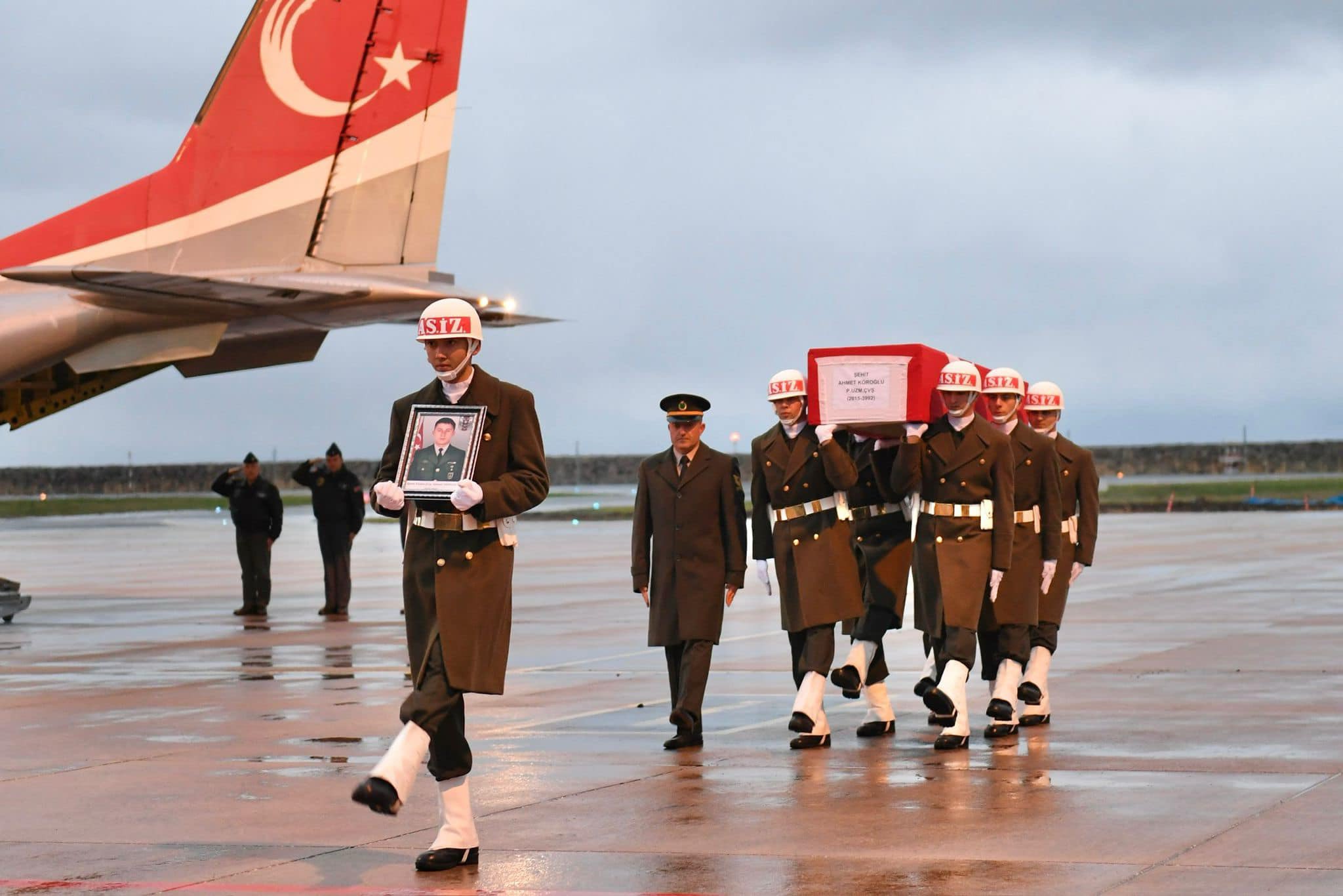 ŞEHİT AHMET KÖROĞLU’NUN CENAZESİ ORDU GİRESUN HAVALİMANINA ULAŞTI
