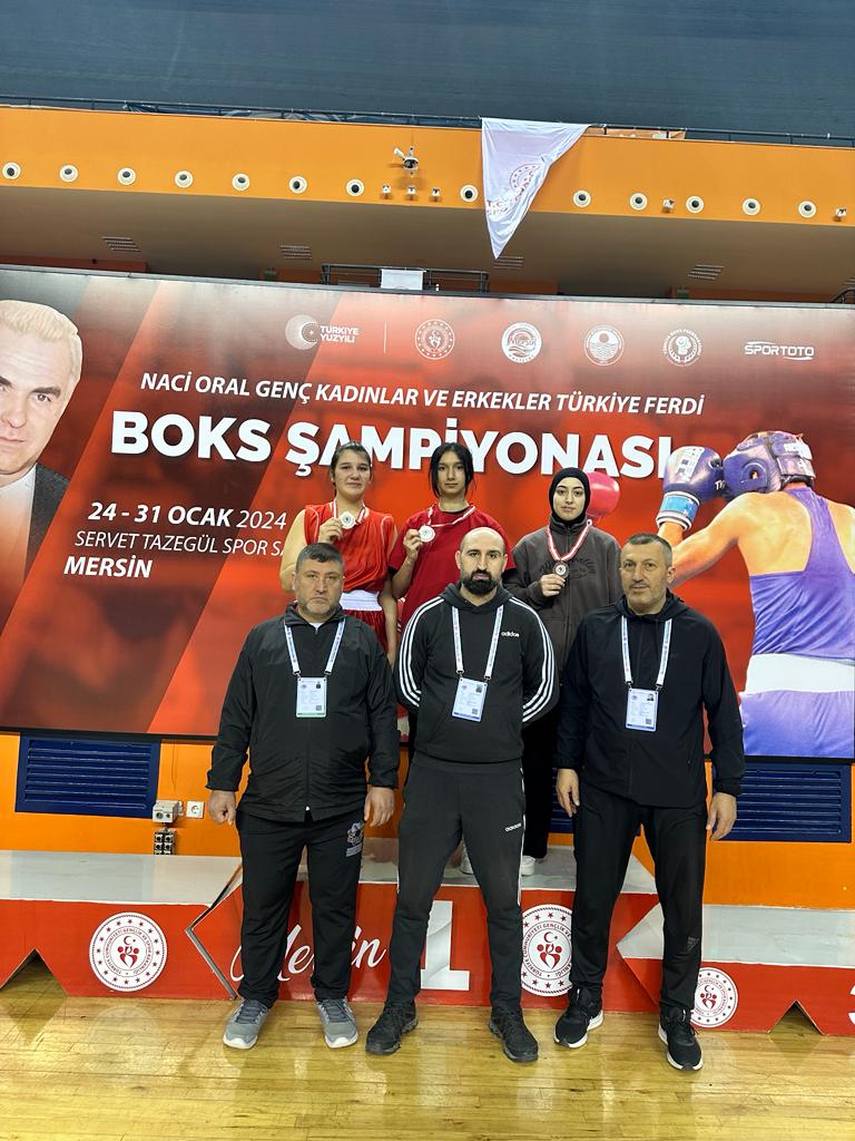 ORDU’YA BOKSTAN ÜÇ MADALYA