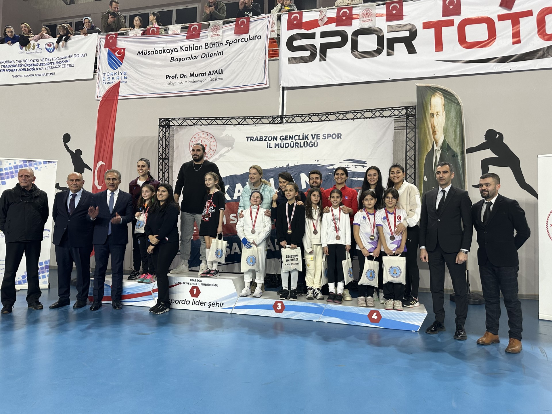 ESKRİM’DE ORDUYA 3 MADALYA