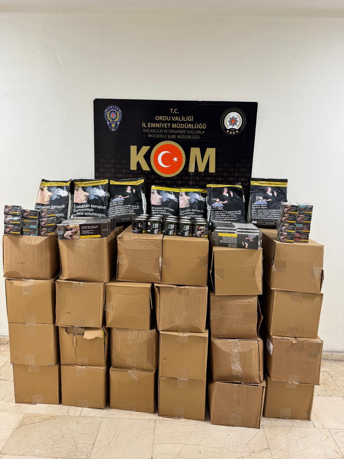 YÜKLÜ MİKTARDA GÜMRÜK KAÇAĞI TÜTÜNE EL KONULDU!