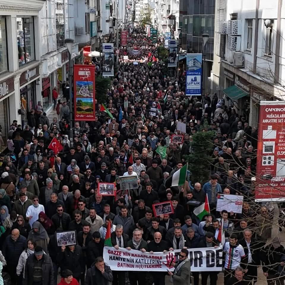 ORDULU VATANDAŞLAR FİLİSTİN İÇİN SOKAĞA DÖKÜLDÜ