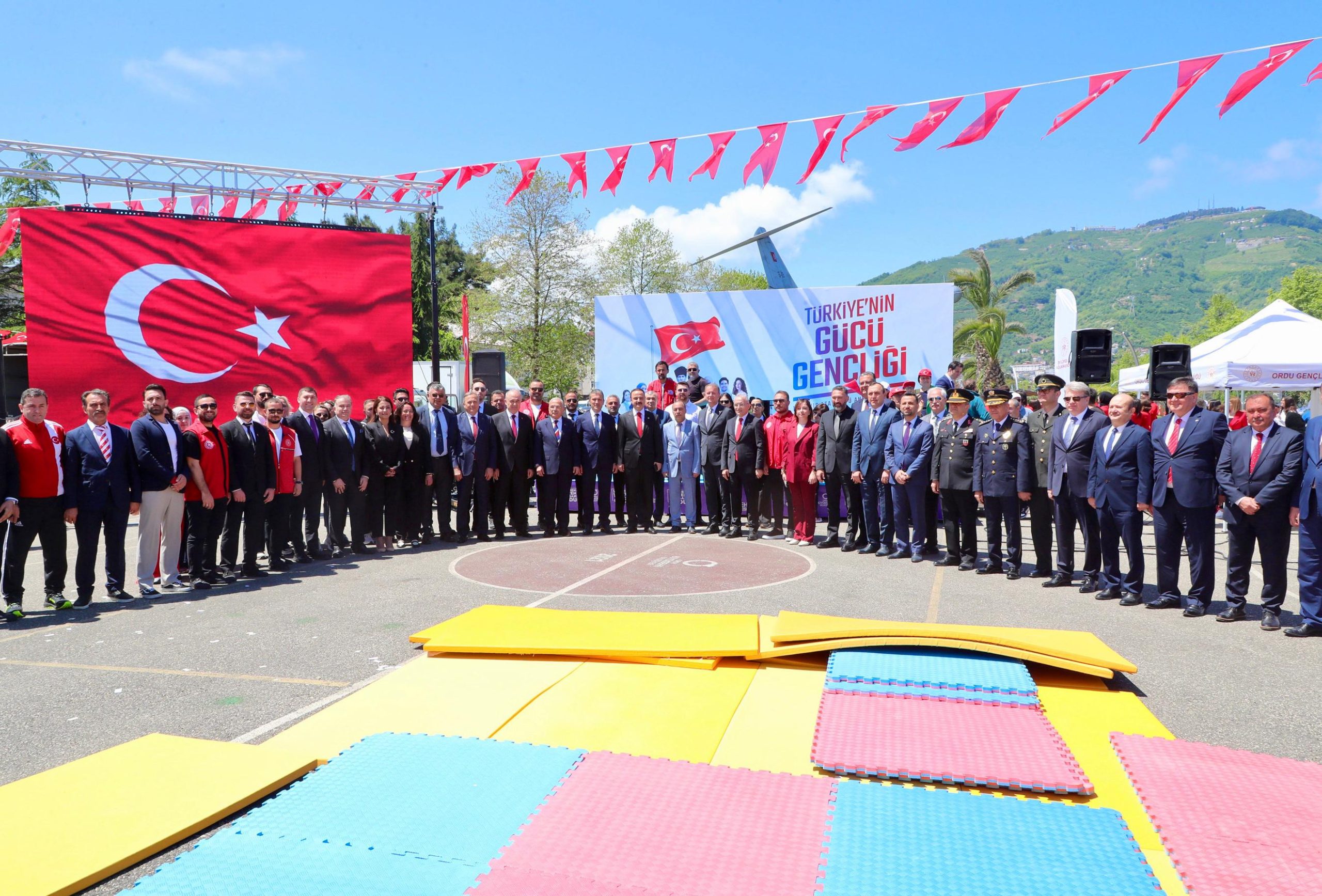 19 Mayıs Atatürk”ü Anma, Gençlik ve Spor Bayramı Coşkuyla Kutlandı