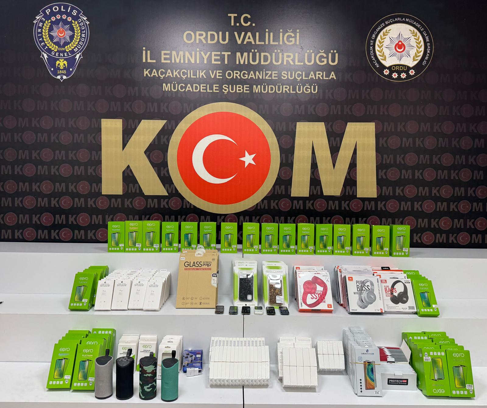 Altınordu’da Kaçak Emtia Operasyonu! 3 Kişi Gözaltına Alındı