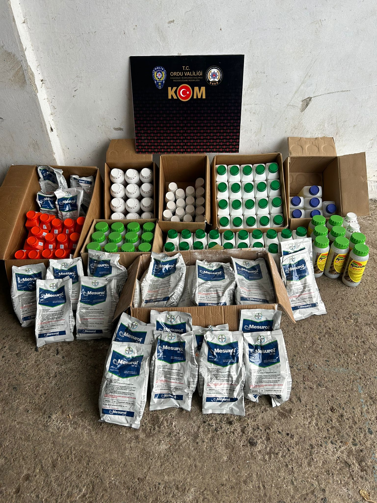 ULUBEY’DE 136 PAKET KAÇAK TARIM İLACI ELE GEÇİRİLDİ