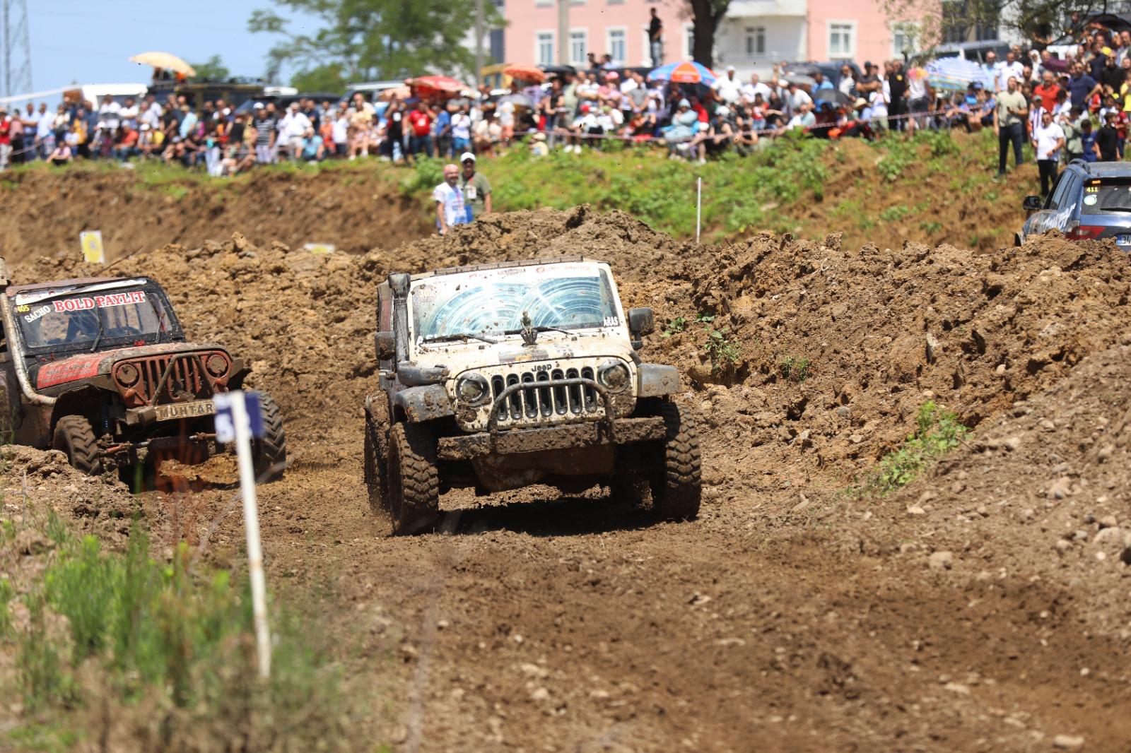 18. KARADENİZ OFF-ROAD KUPASI, 2. ORDU YARIŞLARI NEFESLERİ KESTİ