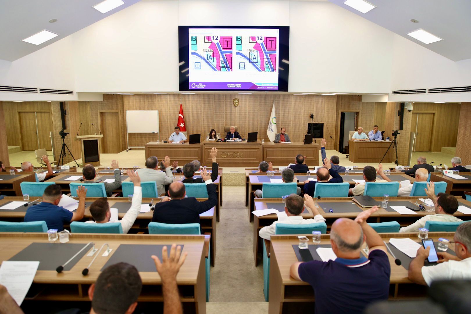 BÜYÜKŞEHİR MECLİSİ TEMMUZ AYI OLAĞAN TOPLANTISI GERÇEKLEŞTİ
