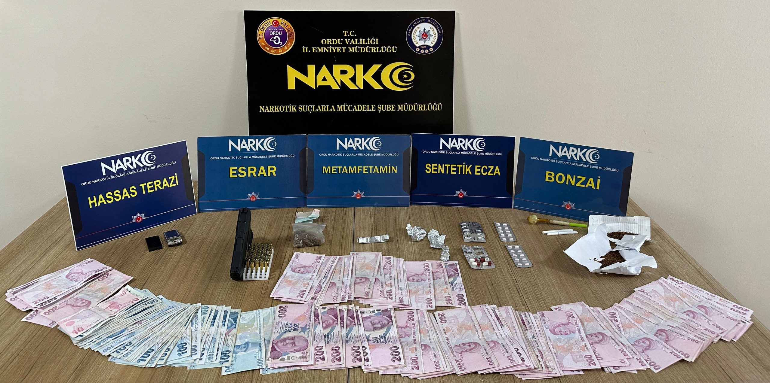 NARKOTİK ORDU’DA GÖZ AÇTIRMIYOR! 10 OPERASYONDA 32 KİŞİ GÖZALTINA ALINDI