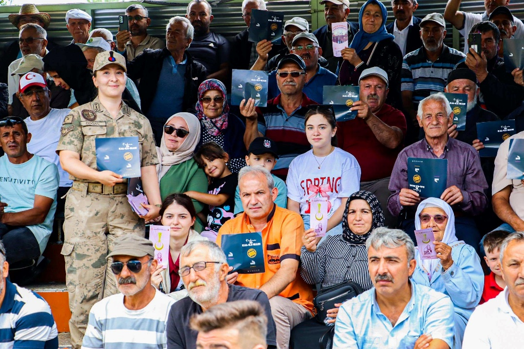 AYBASTI YAĞLI GÜREŞ FESTİVALİ’NDE “KADINA EL KALKAMAZ MOTTOSU”