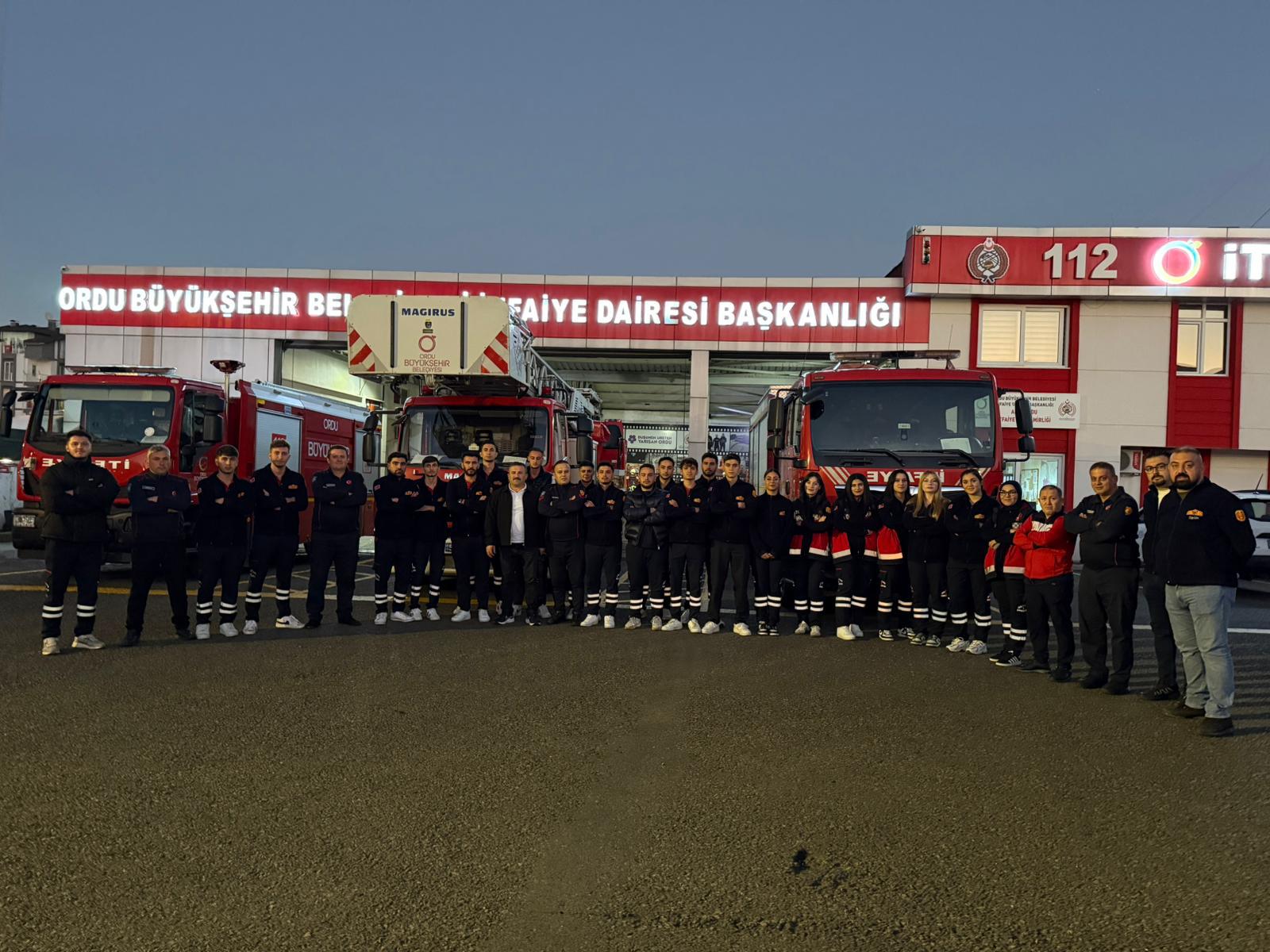 ORDU İTFAİYESİ GELECEĞİN İTFAİYECİLERİNE EĞİTİM VERİYOR