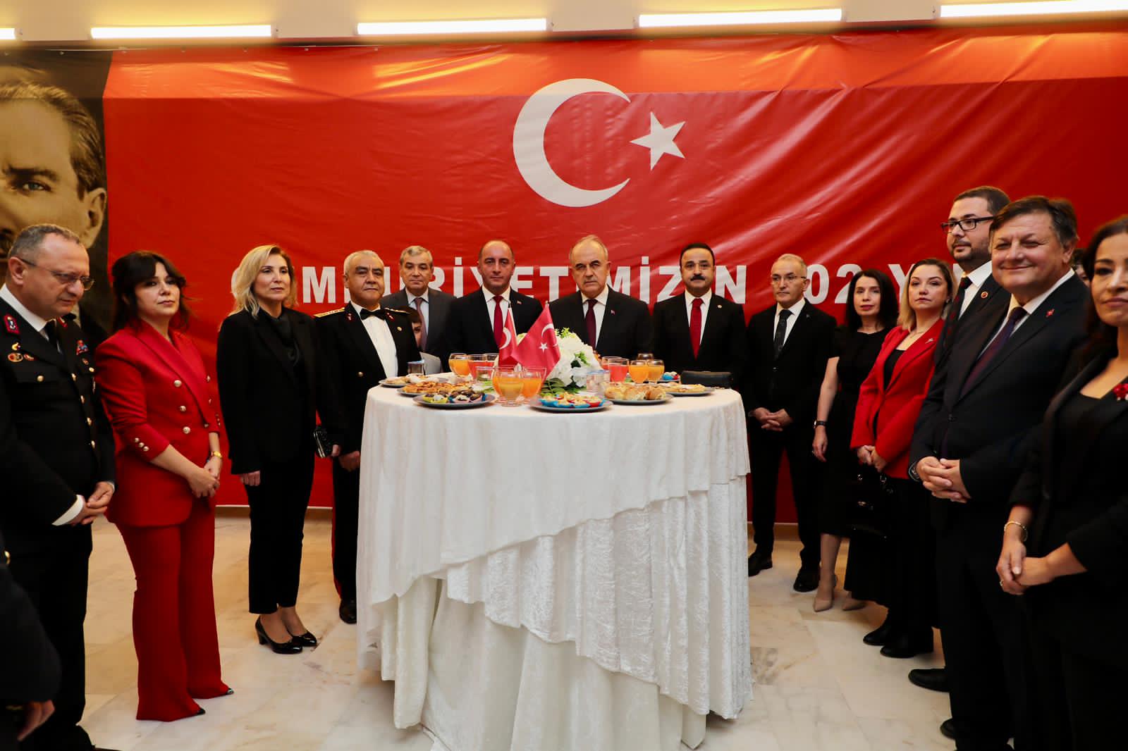 Cumhuriyet Resepsiyonu Yapıldı