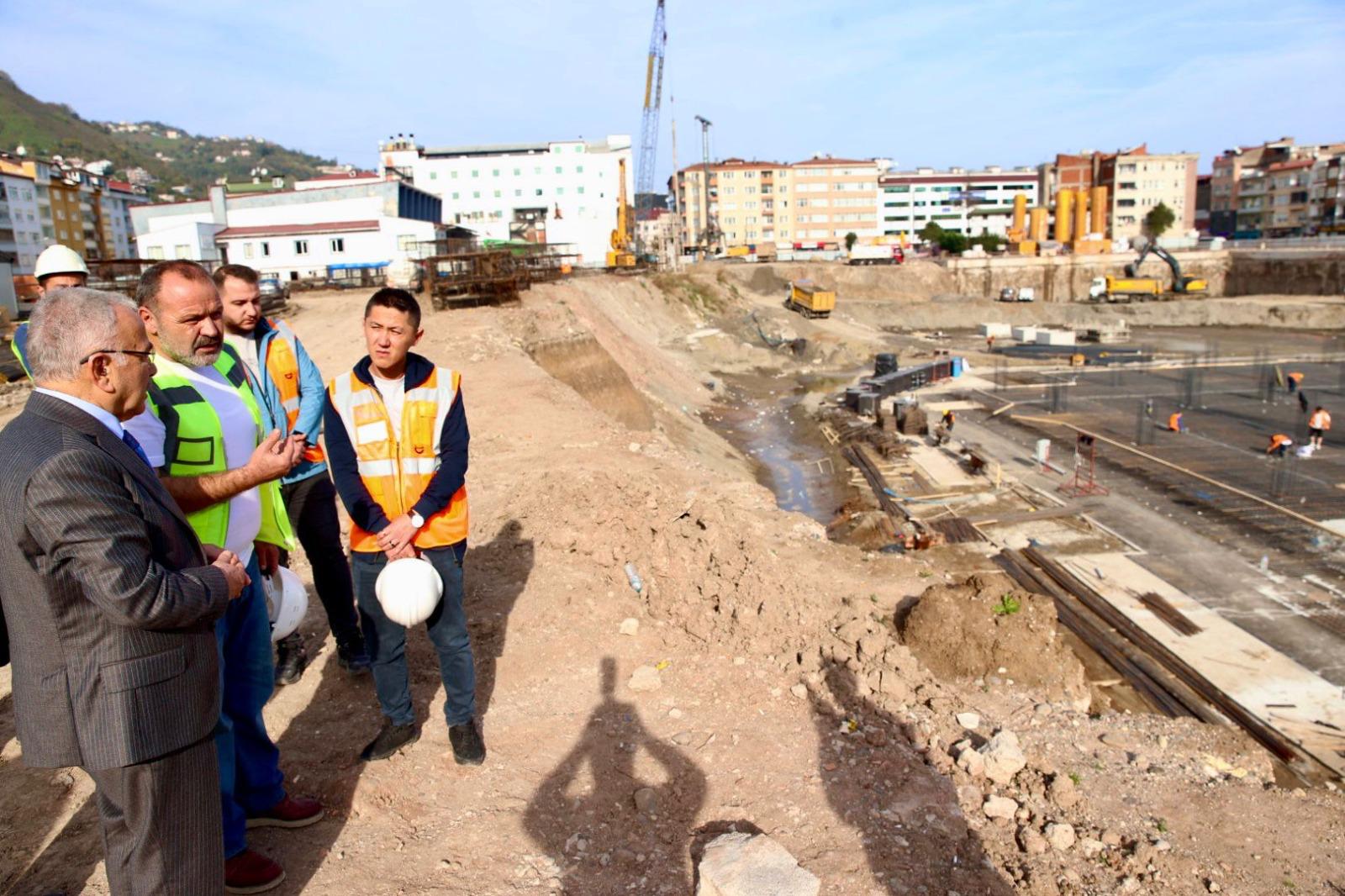 BAŞKAN GÜLER: “MİLLET BAHÇESİ’NDE BİR SENE İÇERİSİNDE PEYZAJ ÇALIŞMALARINA GEÇİLECEK”